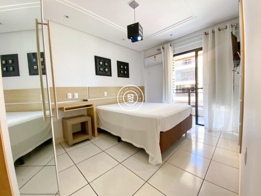 Apartamento Frente Mar, 03 quartos, 02 vagas, Meia