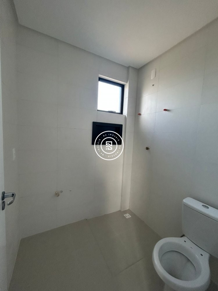 Apartamento novo no Perequ