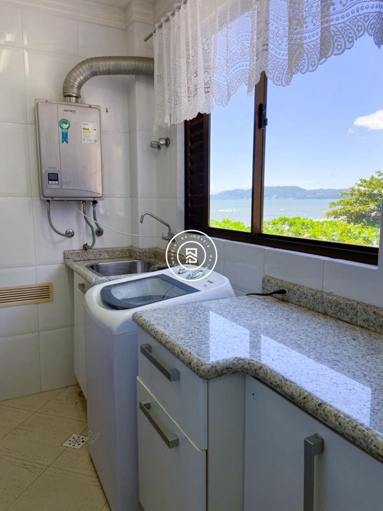 Apartamento Frente Mar 04 quartos, Meia Praia