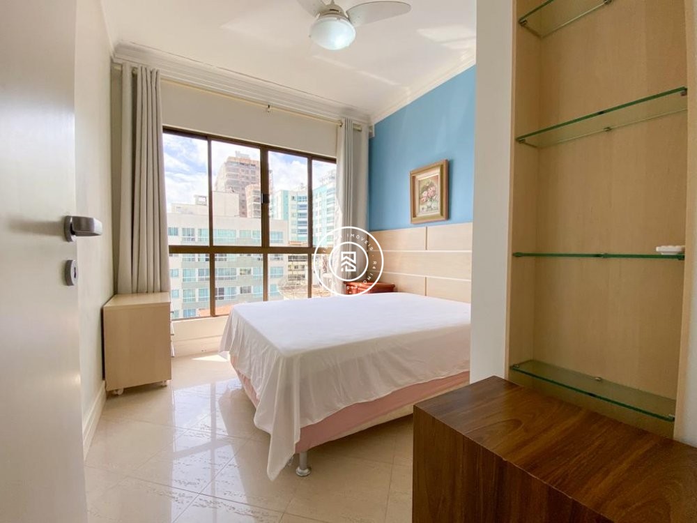 Apartamento Frente Mar 04 quartos, 03 Vagas, Meia 