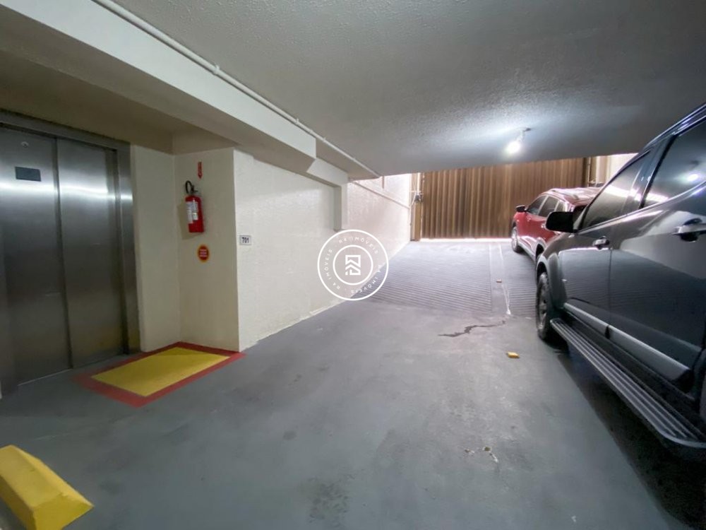 Apartamento Frente Mar 04 quartos, 03 Vagas, Meia 