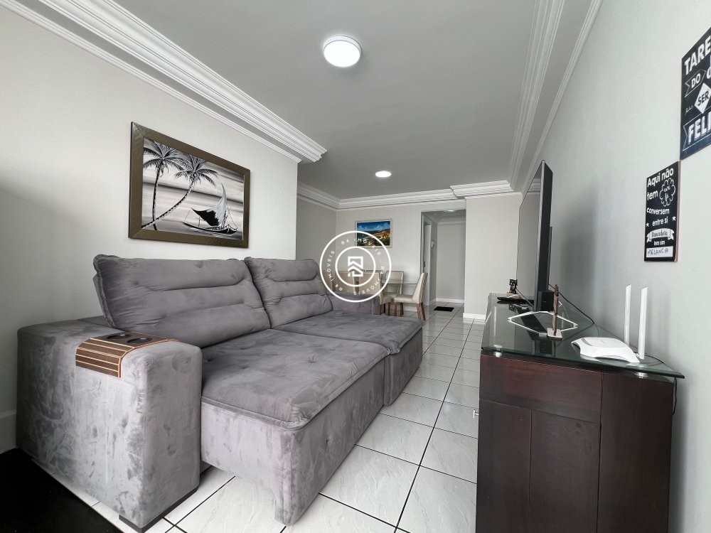 Apartamento mobiliado na Quadra-mar 