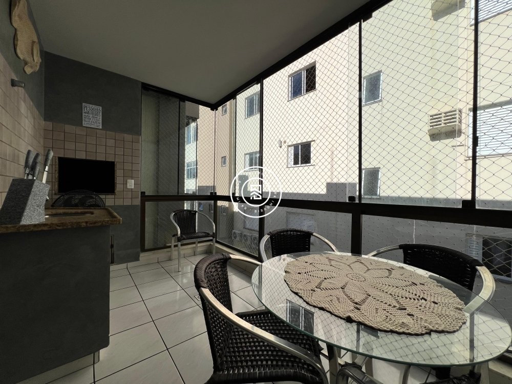 Apartamento mobiliado na Quadra-mar 