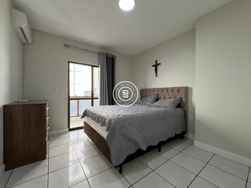 Apartamento mobiliado na Quadra-mar 