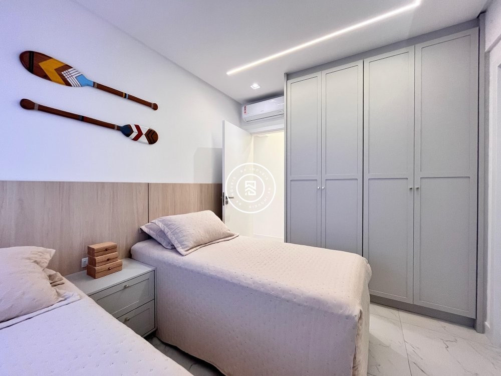 Lindo apartamento mobiliado na Meia Praia