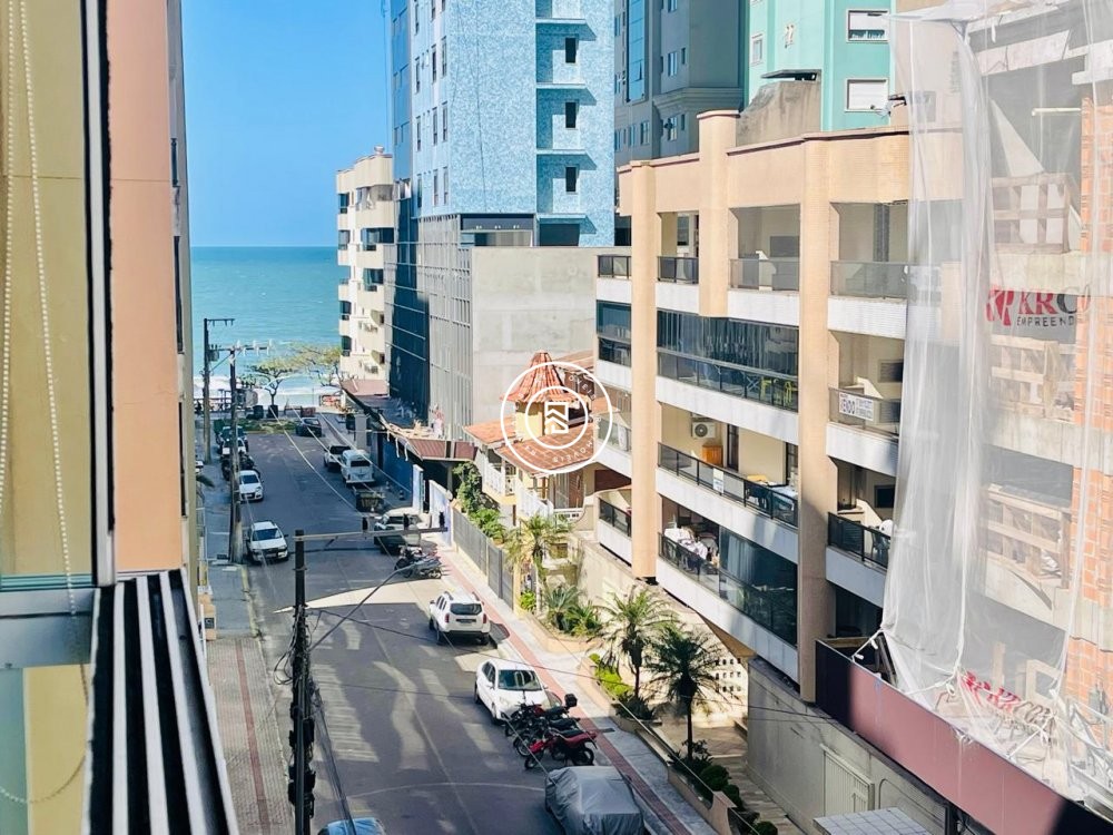 Apartamento quadra mar, 02 suites, 02 vagas, Meia 