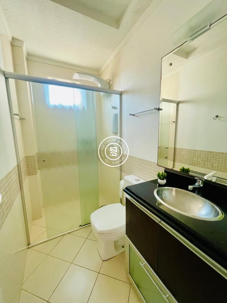 Apartamento a 100 metros do mar, 03 suites, 02 vag