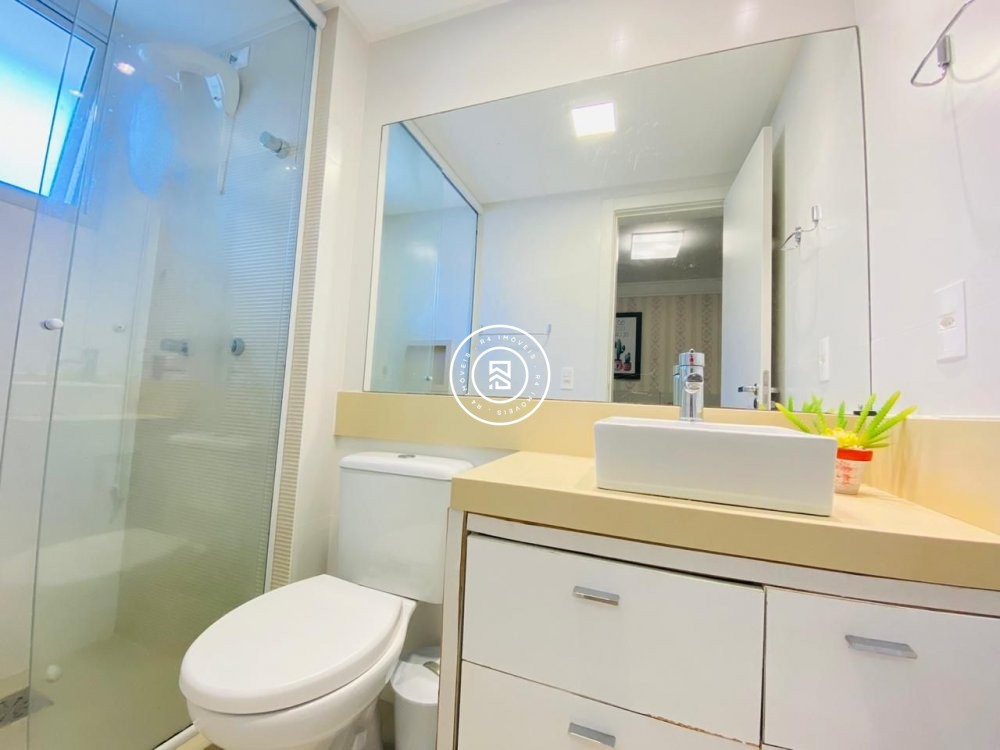 Apartamento rua em frente ao Russi Russi, 04 suite