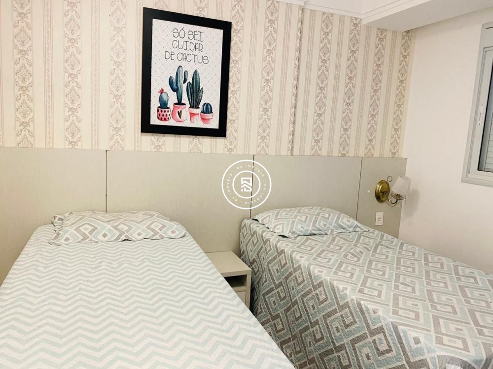 Apartamento rua em frente ao Russi Russi, 04 suite