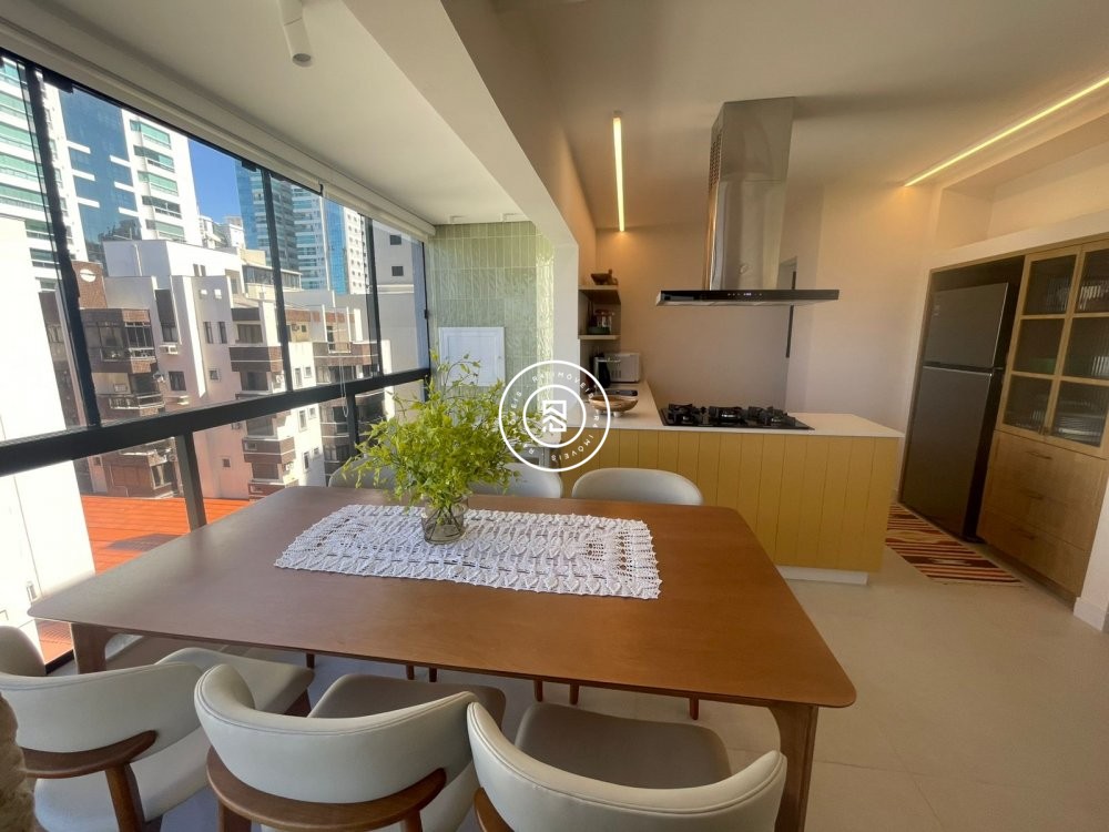 Cobertura Lateral Mar, 03 quartos, 01 vaga, Meia P