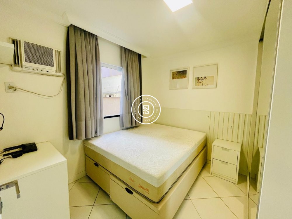 Apartamento Rua em Frente Shopping Russi Russi, 03