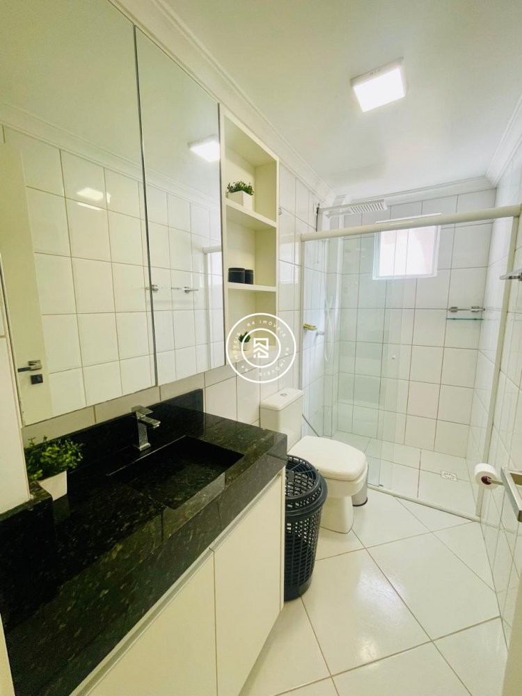 Apartamento Rua em Frente Shopping Russi Russi, 03