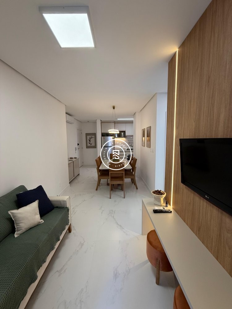 Apartamento com excelente localizao no Morretes