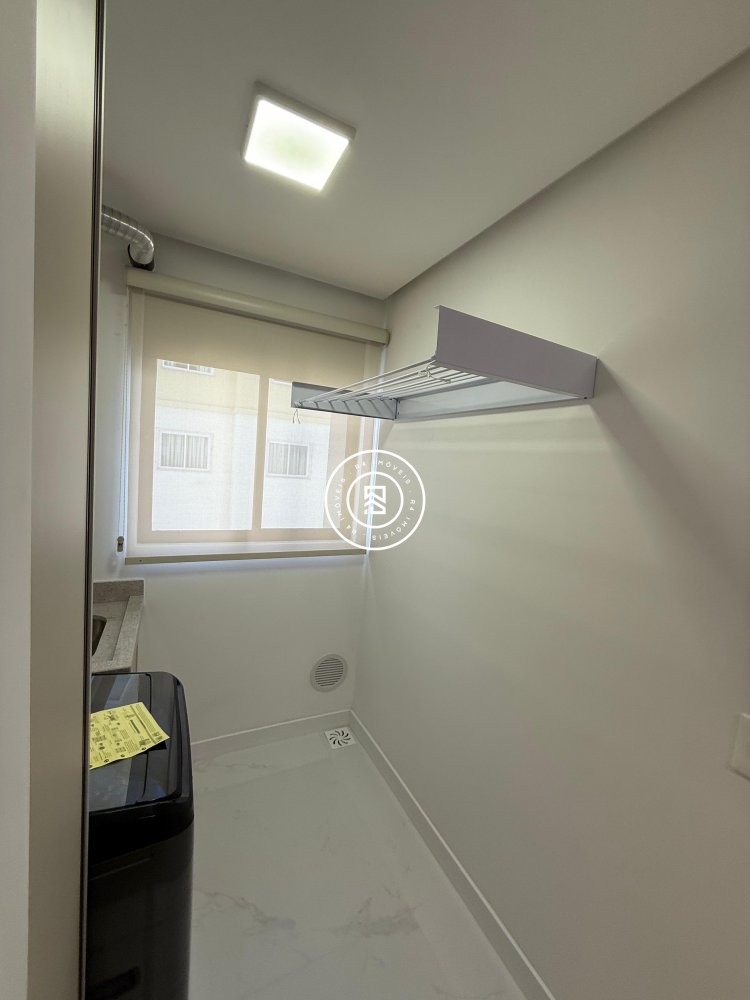 Apartamento com excelente localizao no Morretes