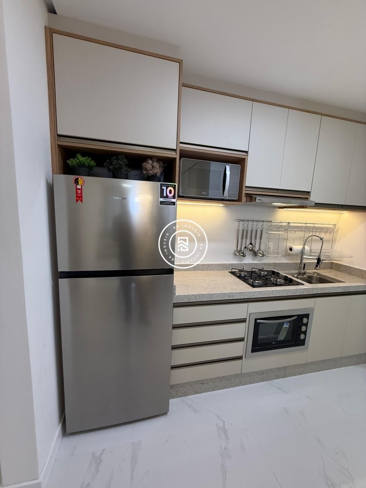 Apartamento com excelente localizao no Morretes