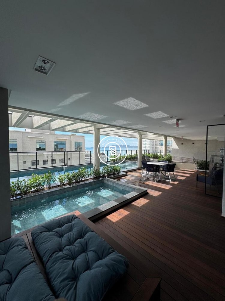 Apartamento com excelente localizao no Morretes