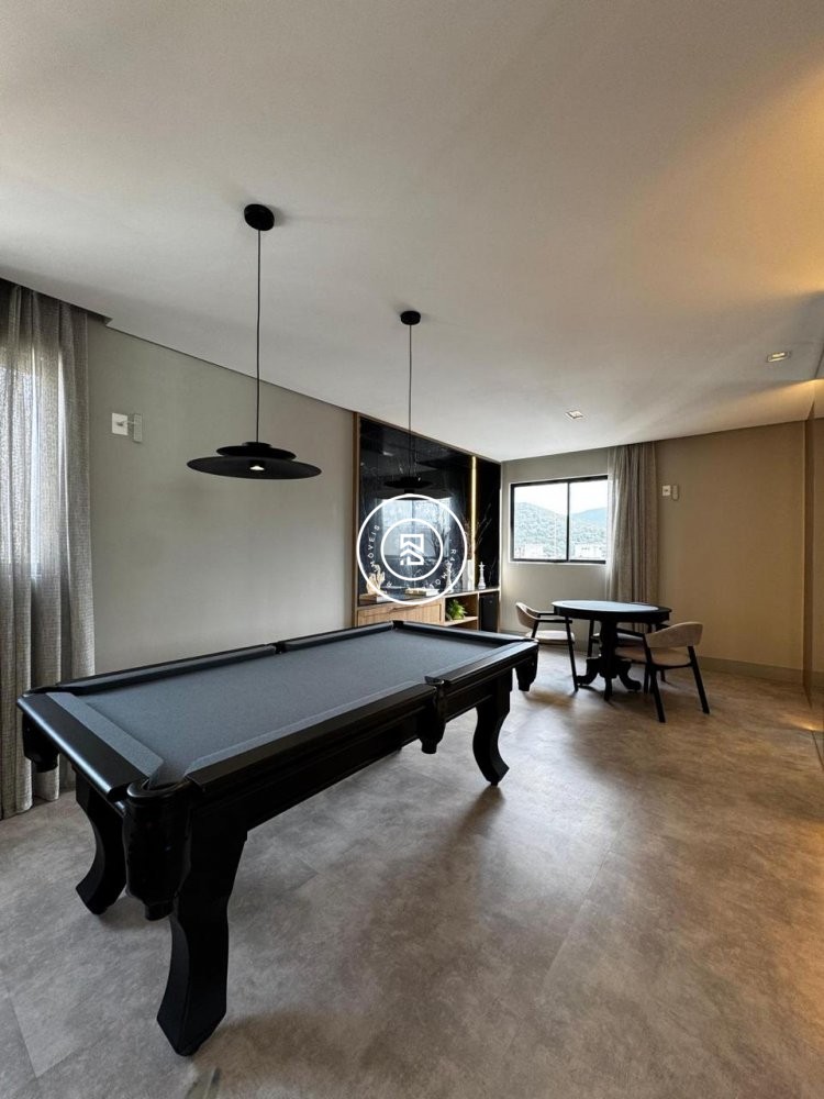 Apartamento com excelente localizao no Morretes