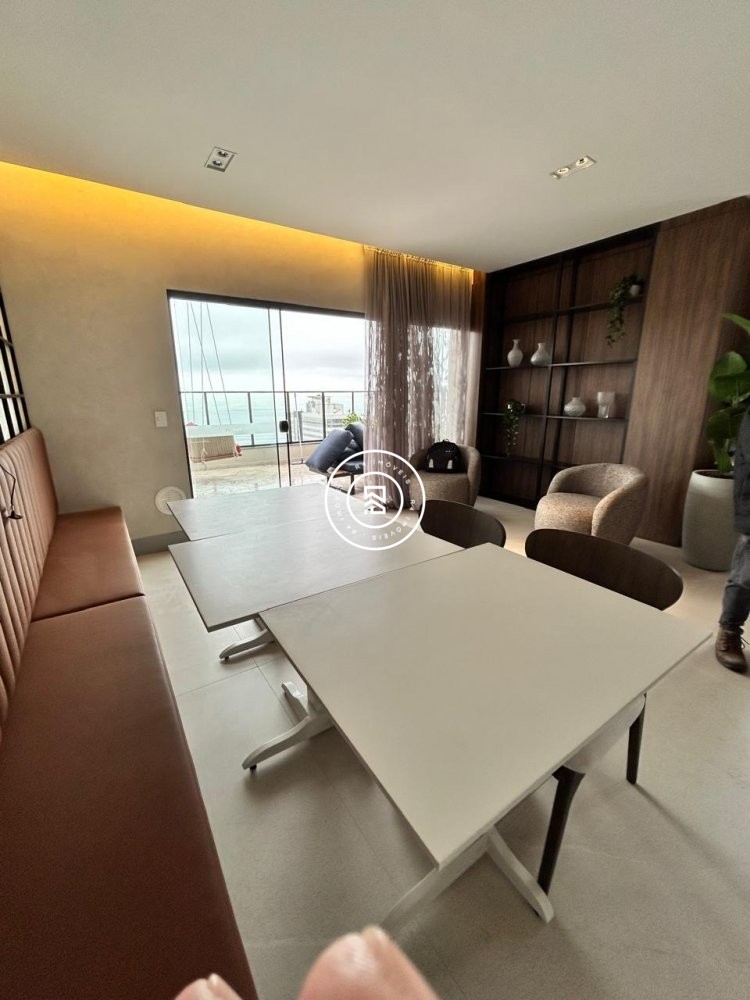 Apartamento com excelente localizao no Morretes