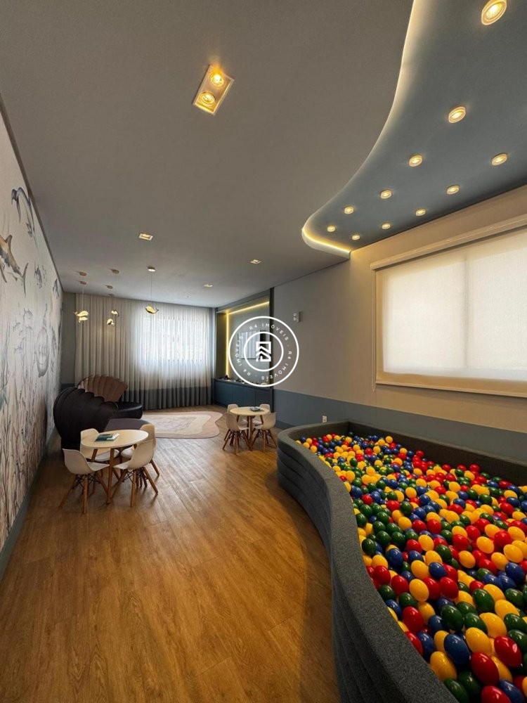 Apartamento com excelente localizao no Morretes