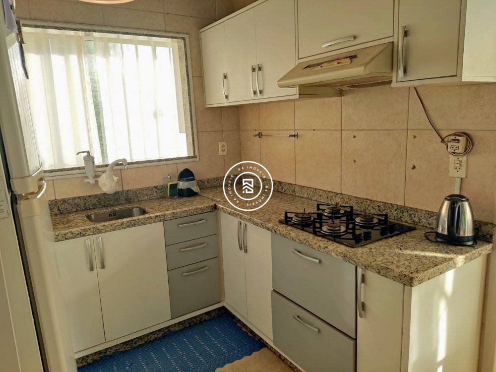 Casa a 500 metros do mar com 03 quartos, no Morret