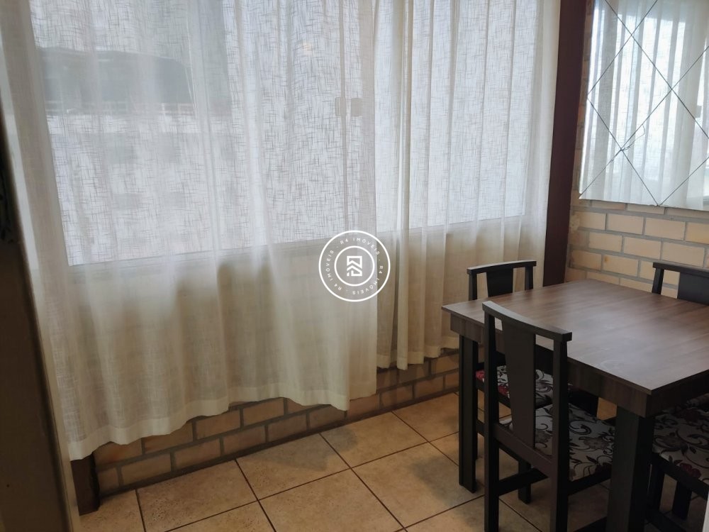 Casa a 500 metros do mar com 03 quartos, no Morret