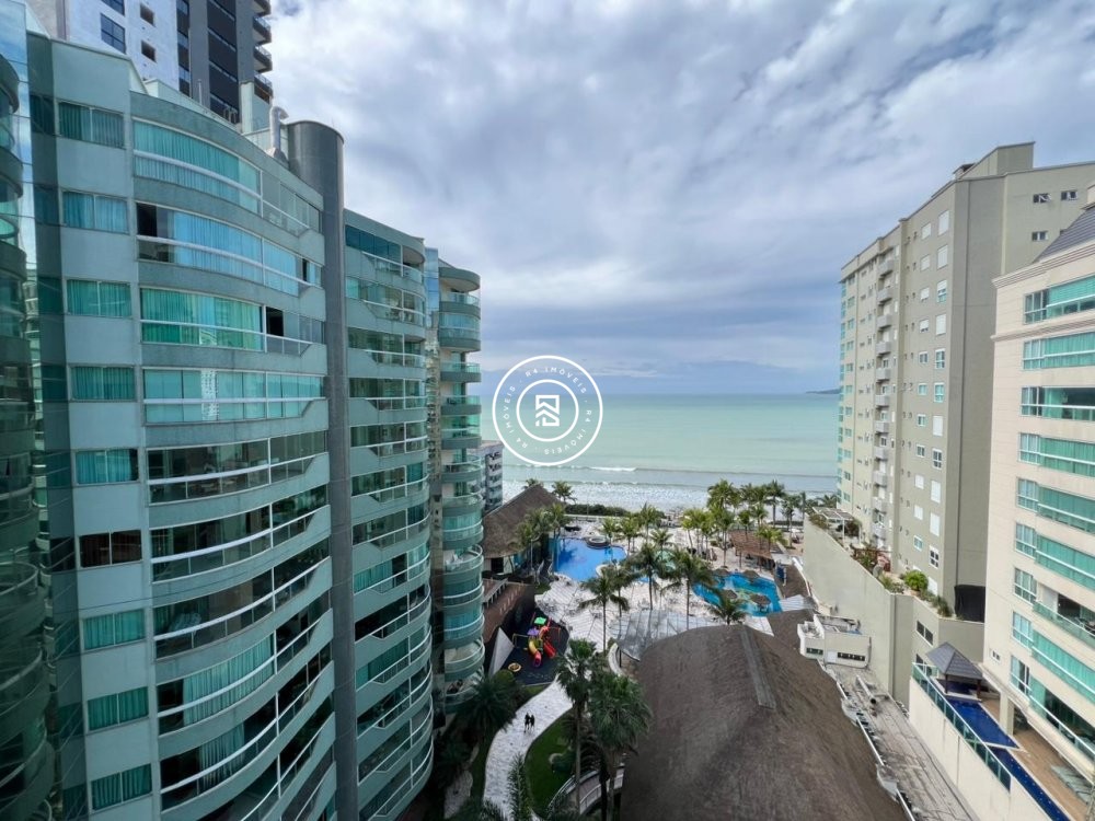 Apartamento de 350m na quadra do mar