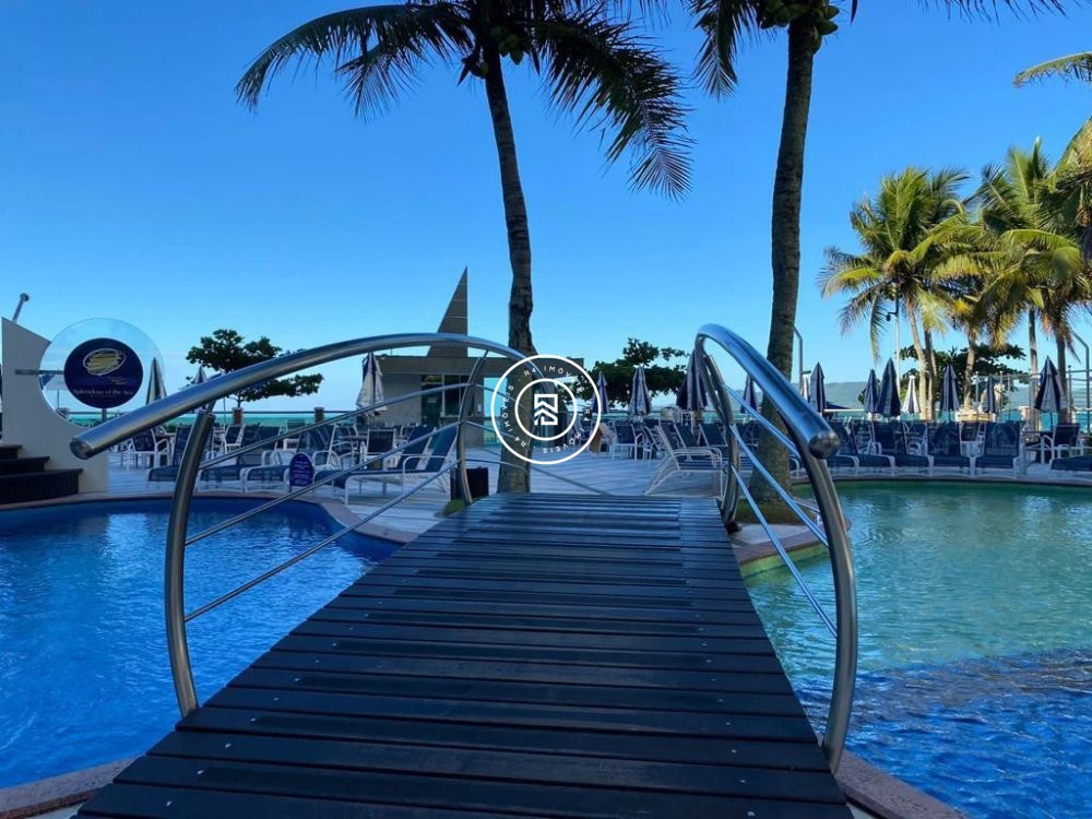 Apartamento de 350m na quadra do mar