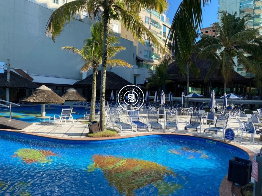 Apartamento de 350m na quadra do mar