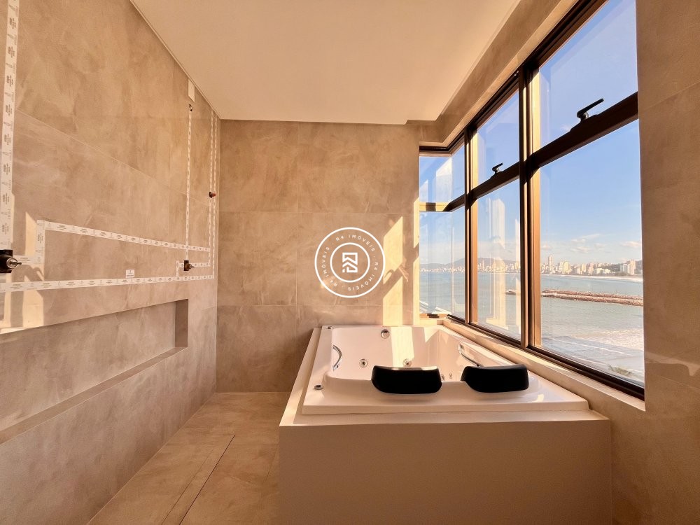 Apto frente mar no Canto da Praia