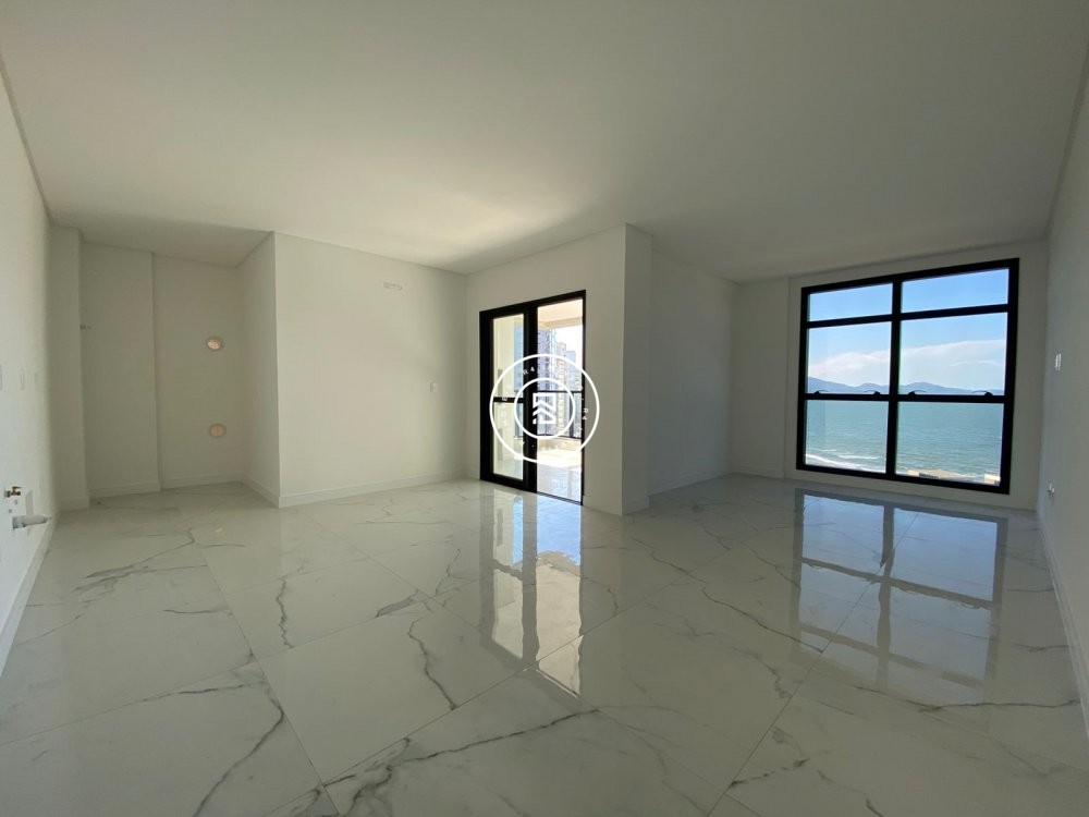 Apartamento novo no Balnerio Perequ