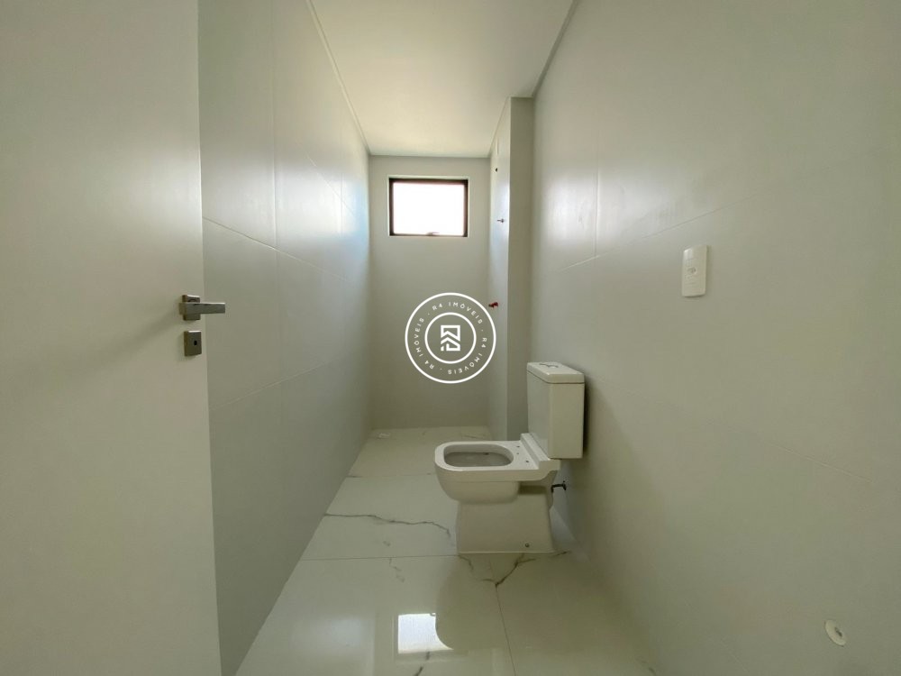 Apartamento novo no Balnerio Perequ