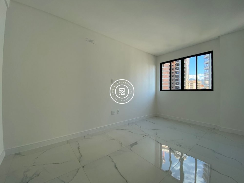 Apartamento novo no Balnerio Perequ