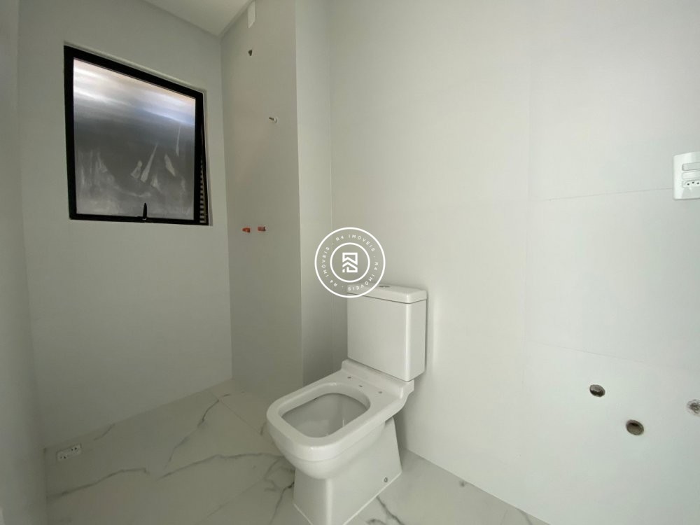 Apartamento novo no Balnerio Perequ