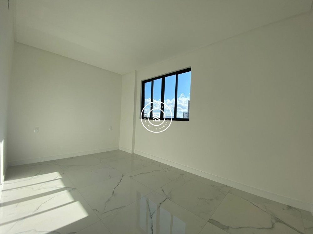 Apartamento novo no Balnerio Perequ