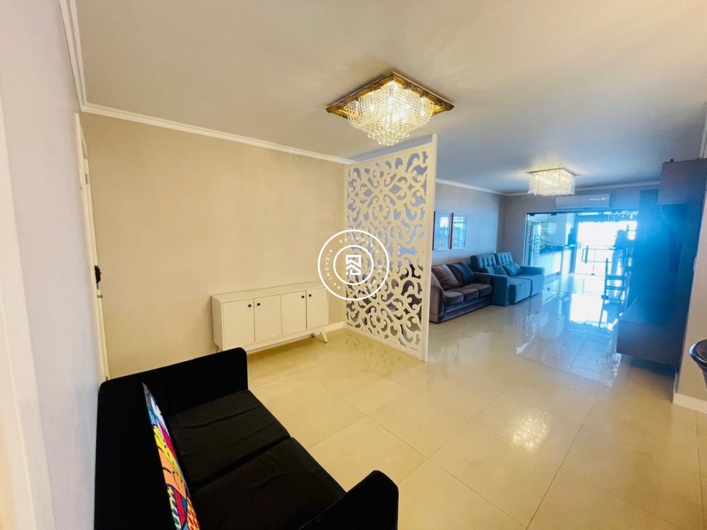 Cobertura Frente mar, 04 dormitorios, 02 vagas