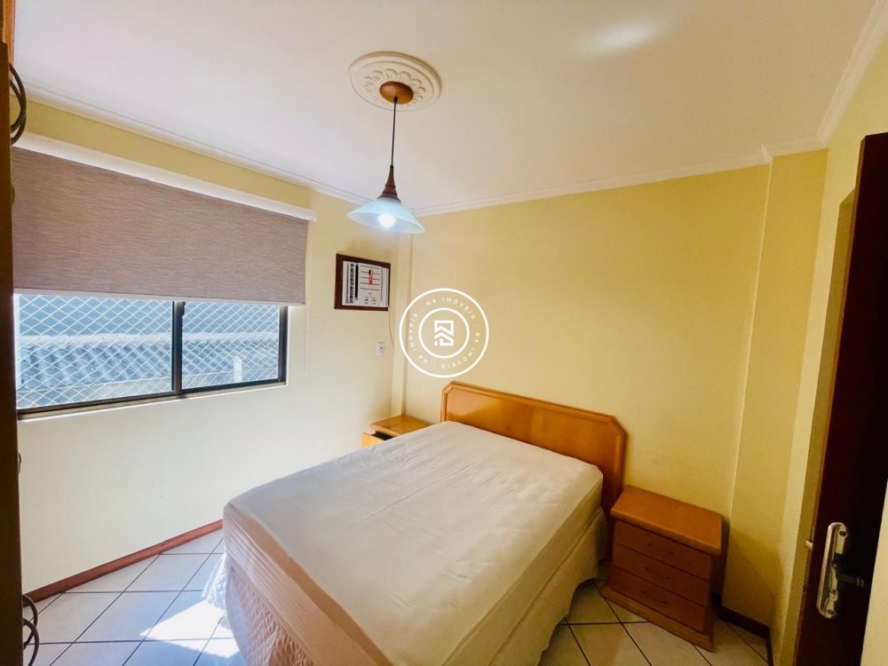 Apartamento Lateral Mar 03 quartos em Meia Praia