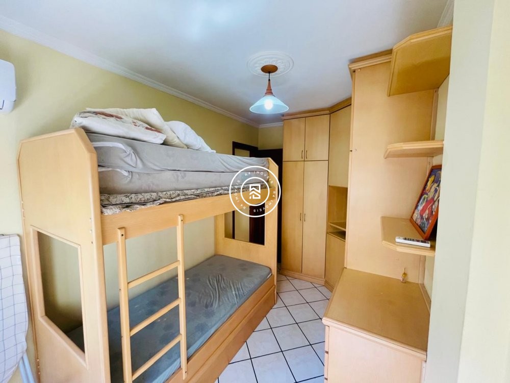 Apartamento Lateral Mar 03 quartos em Meia Praia