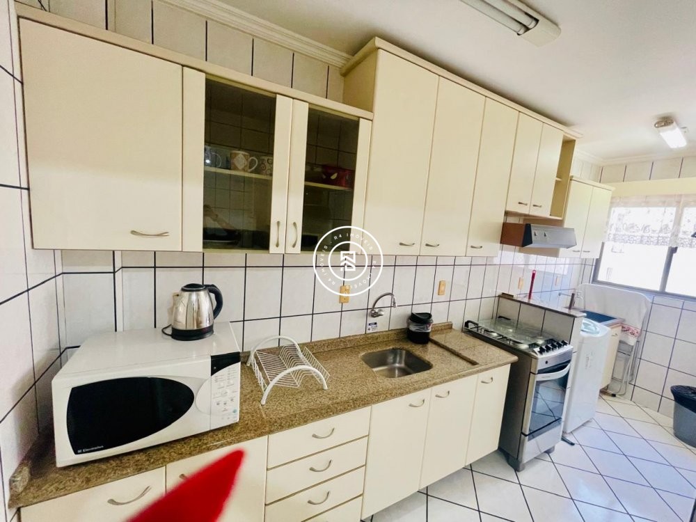 Apartamento Lateral Mar 03 quartos em Meia Praia