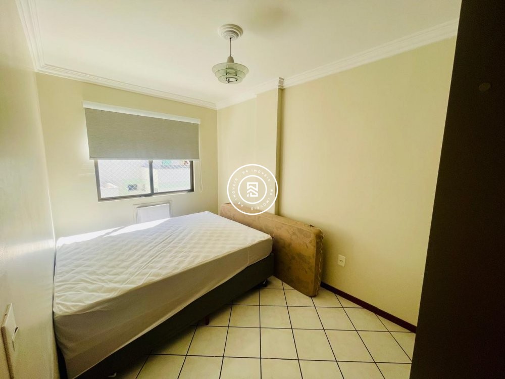 Apartamento Latral mar, 03 dormitorios, 01 vaga, M