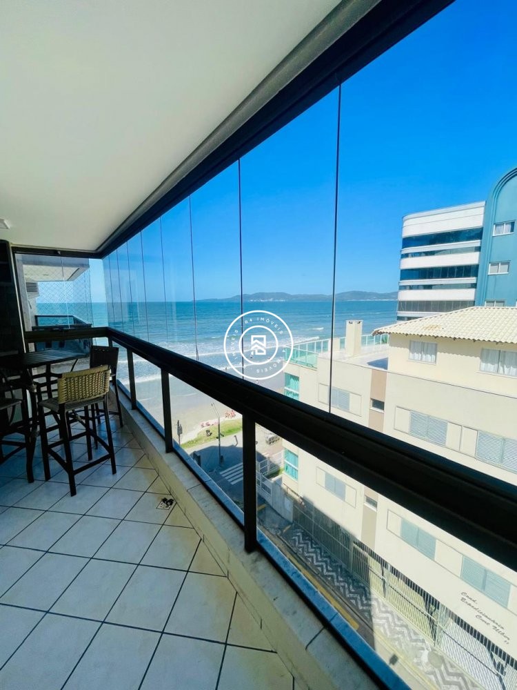 Apartamento Latral mar, 03 dormitorios, 01 vaga, M