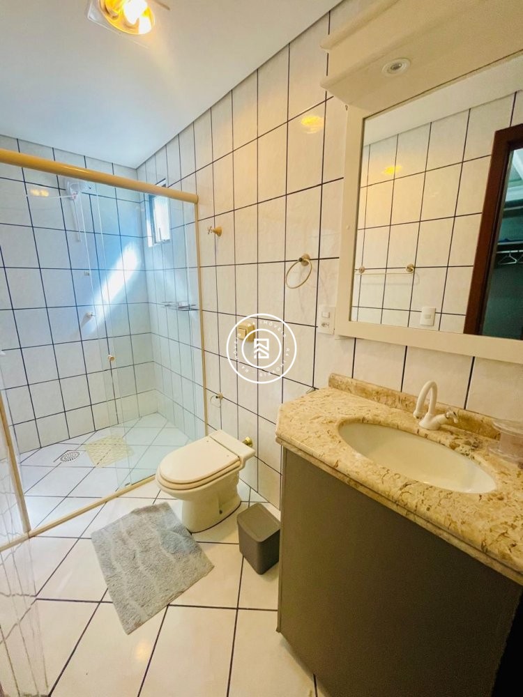 Apartamento Latral mar, 03 dormitorios, 01 vaga, M