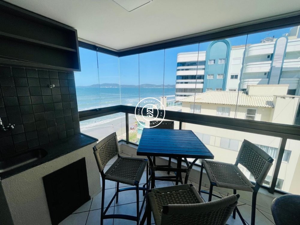 Apartamento Latral mar, 03 dormitorios, 01 vaga, M