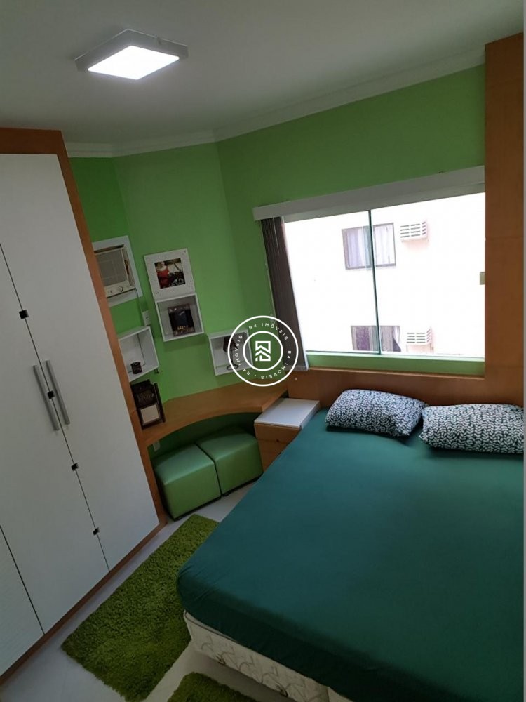 Apartamento a 150m do mar, 04 dormitorios, 01 vaga