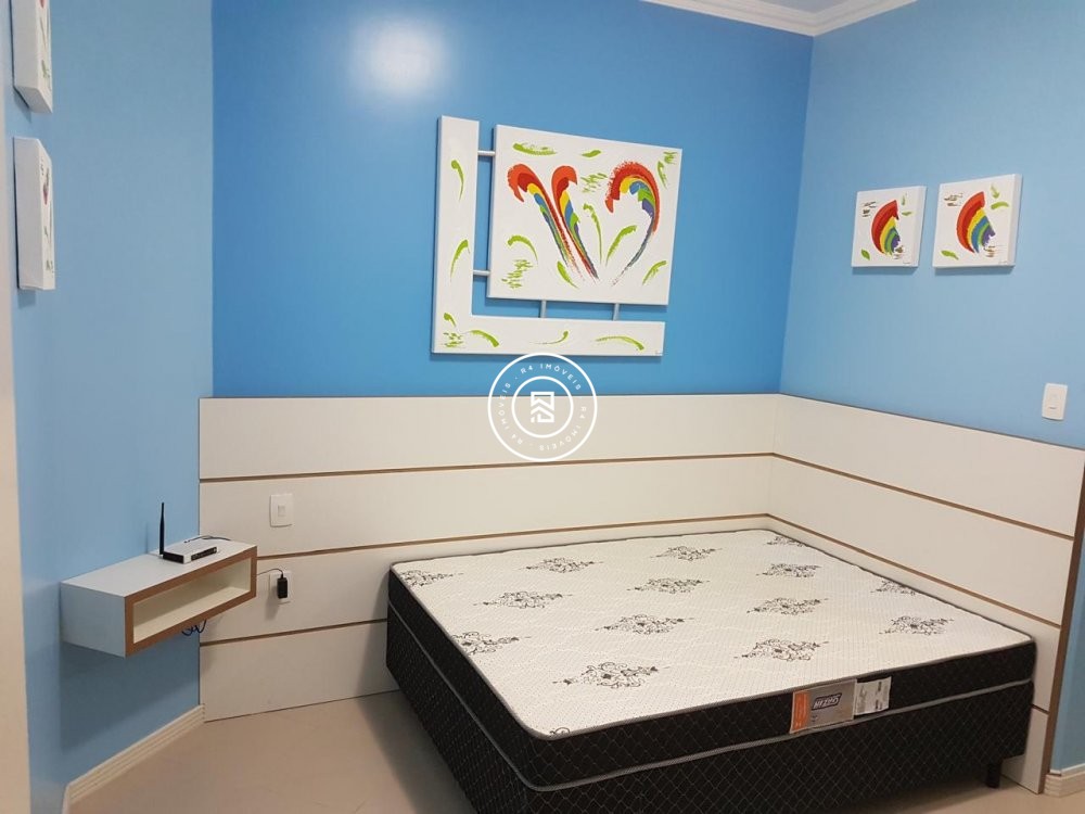 Apartamento a 150m do mar, 04 dormitorios, 01 vaga