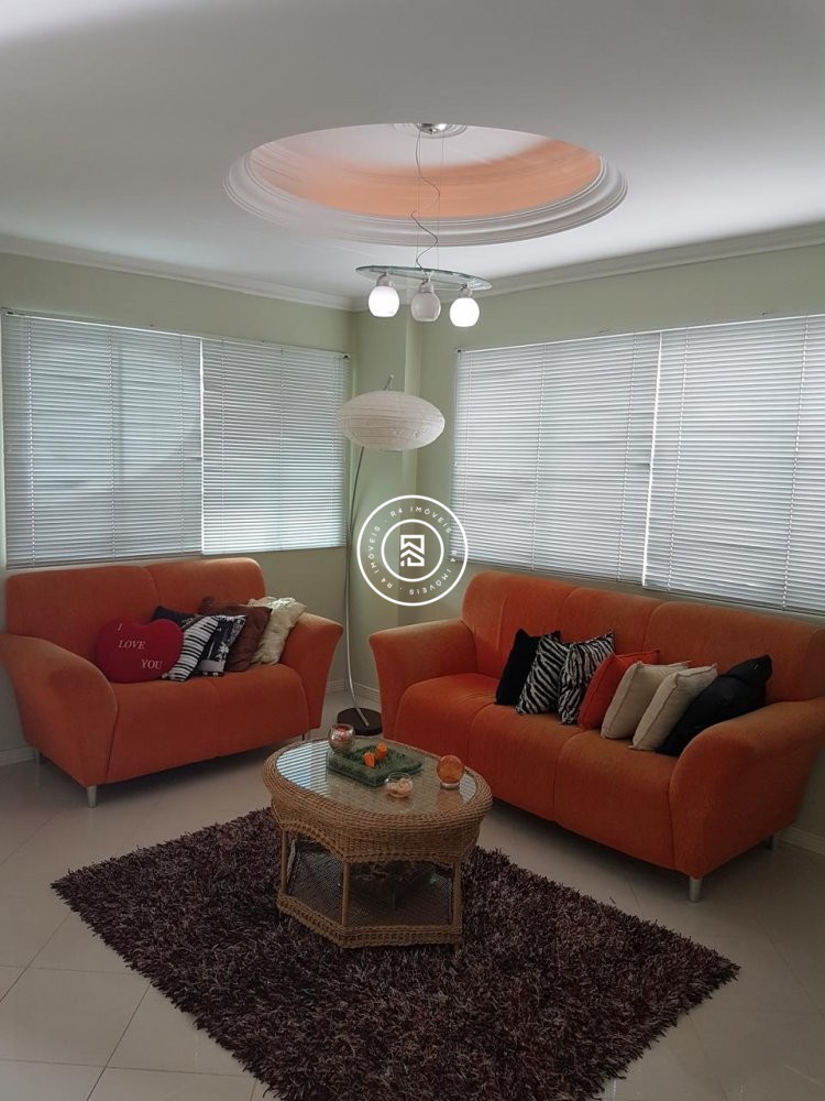 Apartamento a 150m do mar, 04 dormitorios, 01 vaga