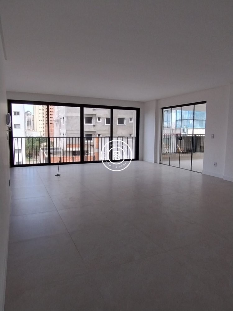 Apto novo com vista mar no Perequ