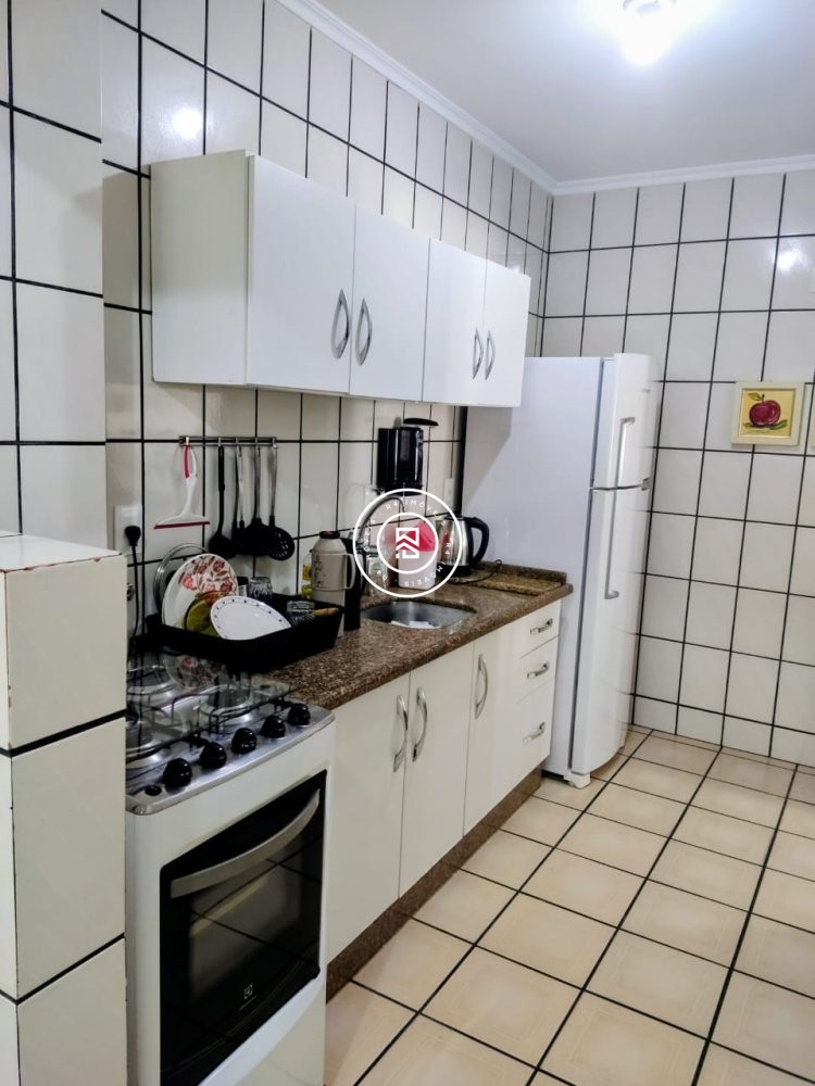 Apartamento Quadra mar 03 dormitorios, 01 vaga, Me