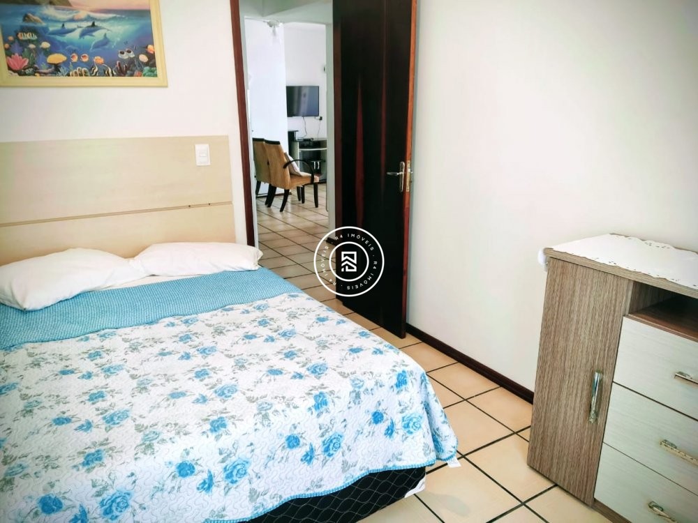 Apartamento Quadra mar 03 dormitorios, 01 vaga, Me