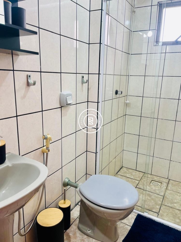 Apartamento 04 dormitorios, 01 vaga, Meia Praia