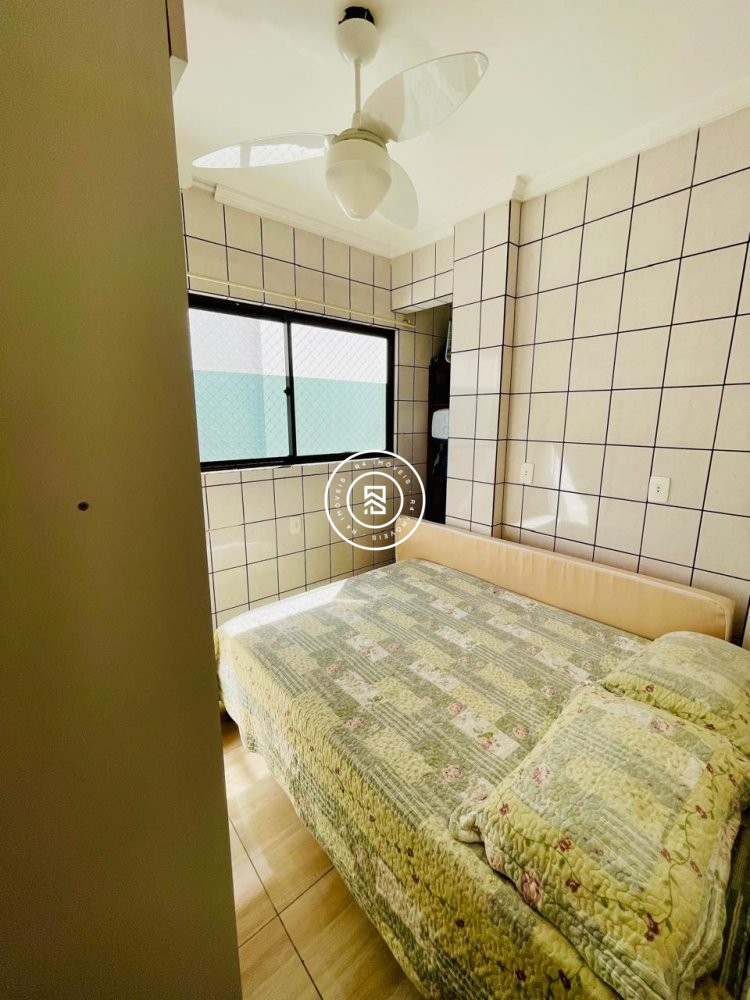 Apartamento 04 dormitorios, 01 vaga, Meia Praia